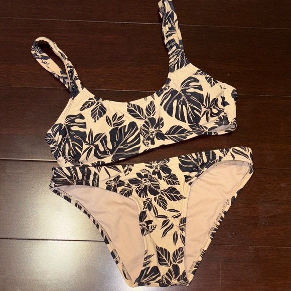 Xhilaration Black and Cream Leaf Print Bikini - Picture 1 of 1